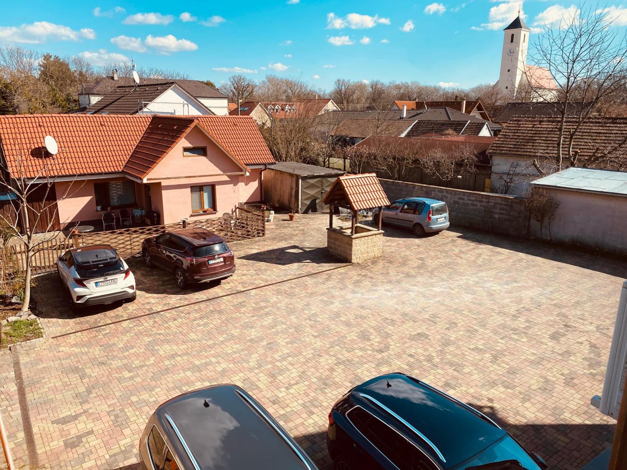 Rusovsky Penzion Bratislava Dış mekan fotoğraf