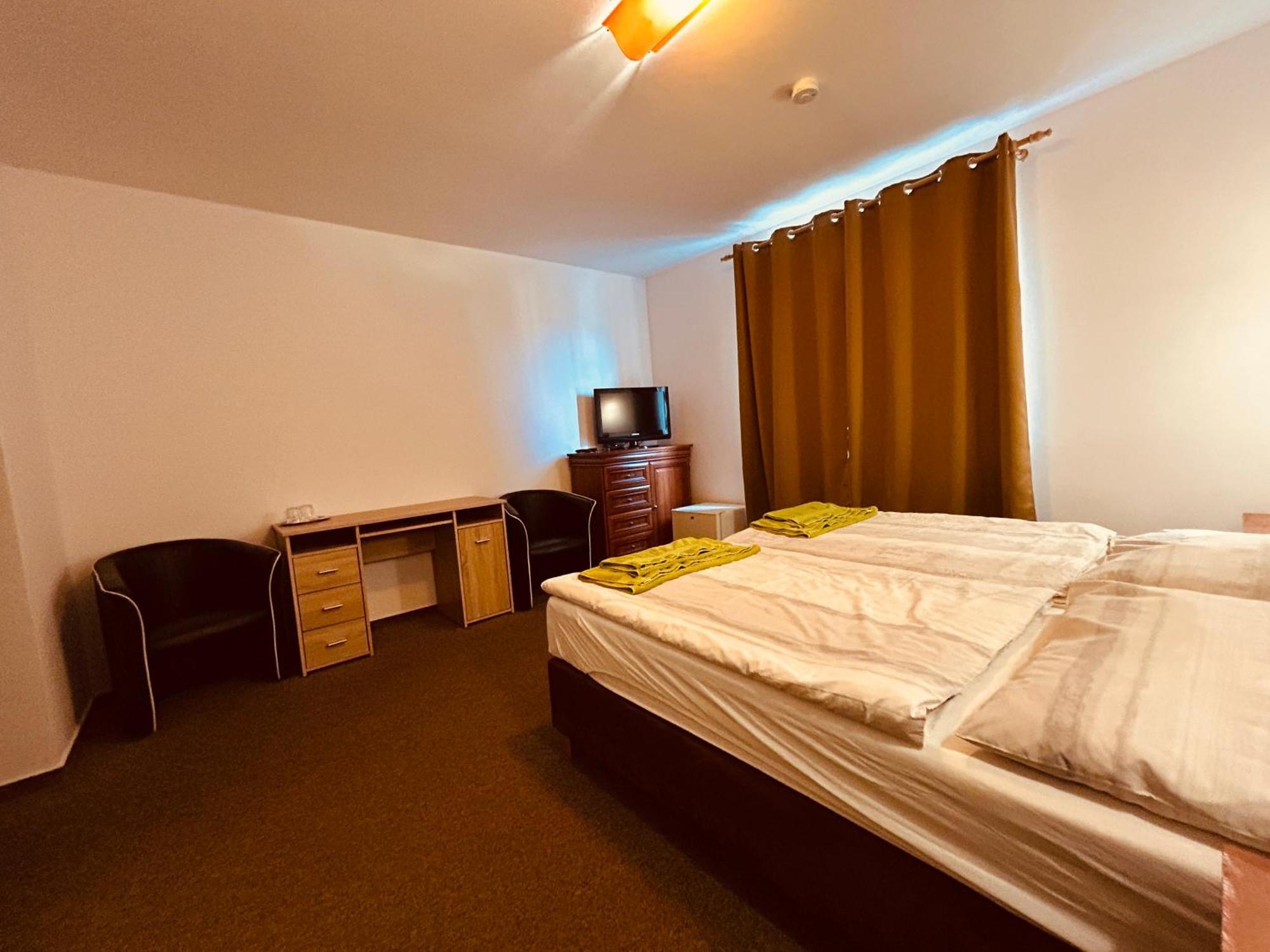 Rusovsky Penzion Bratislava Dış mekan fotoğraf