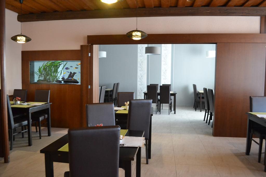 Rusovsky Penzion Bratislava Dış mekan fotoğraf